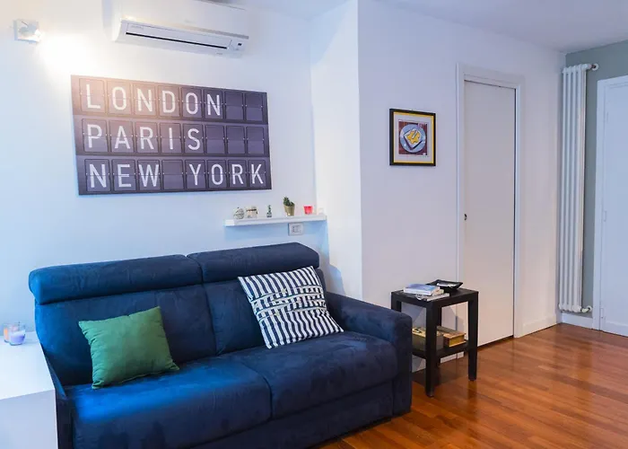 Er Nido-monolocale Con Terrazza A Apartment Rom