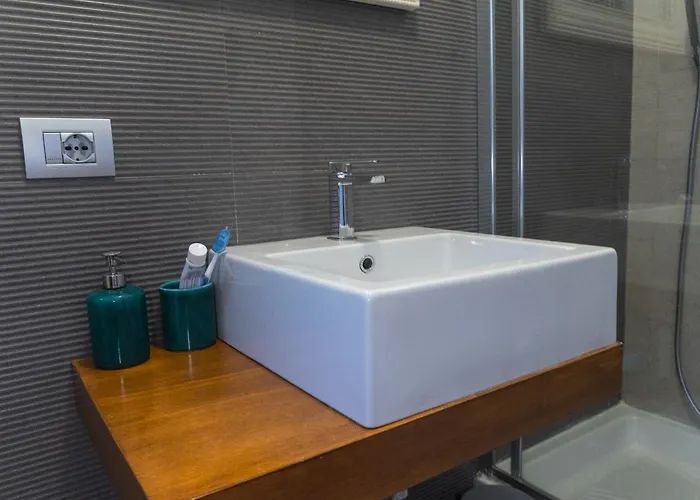 Er Nido-monolocale Con Terrazza A Apartment Rom